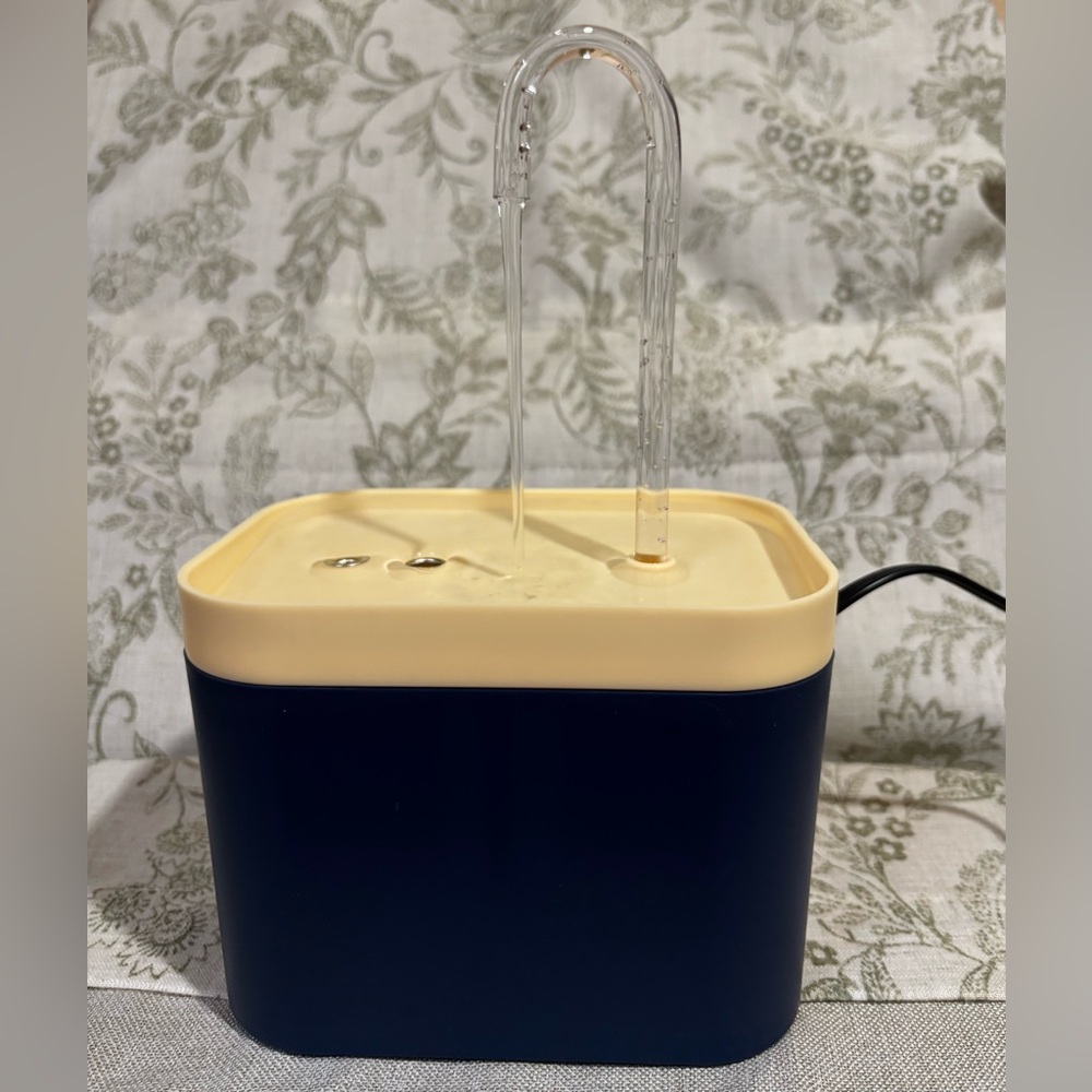 Elegant Cream and Blue Home Pet Fountain